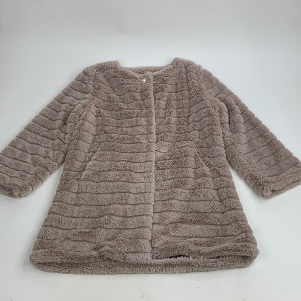 Me Jane Faux Fur Button up Jacket Size Small Pearl button Soft Silky lining